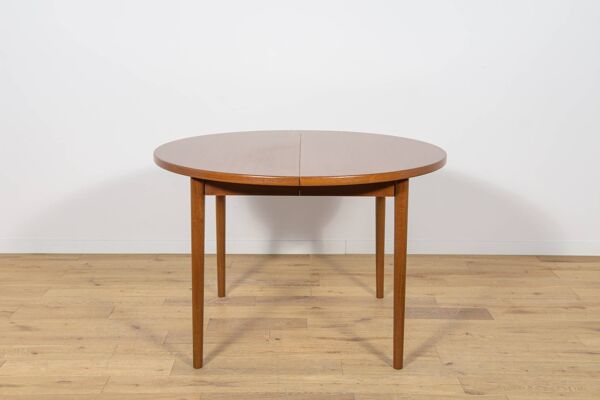 Table de Salle à Manger Ronde Mid-Century en Teck par Nils Jonsson pour Hugo Troeds, Suède