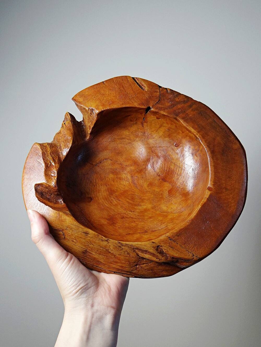 Large vintage nut bowl or empty pocket in teak wood, Italy, 1960s-70s