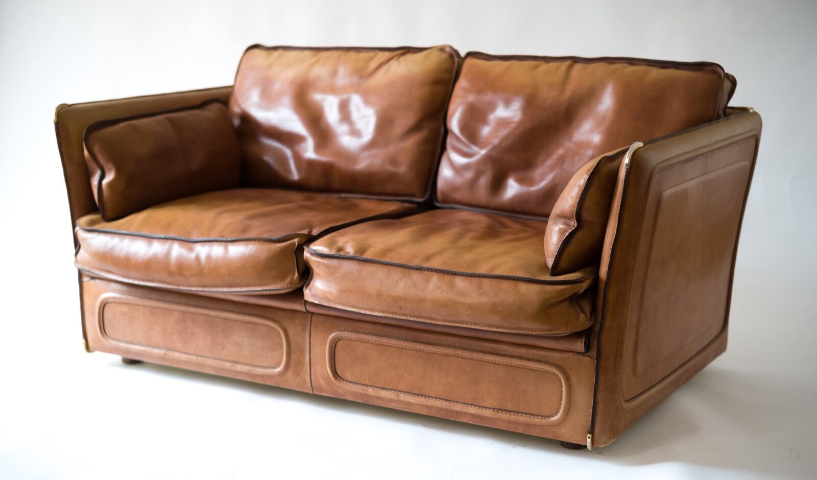 Vintage leather sofa Maison Roche et Bobois