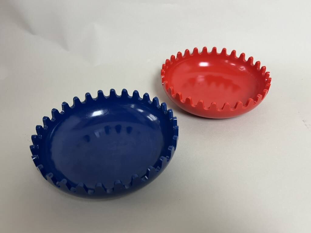 "Clam" ashtray box by Alan Fletcher for Mebel, vintage 1970s.