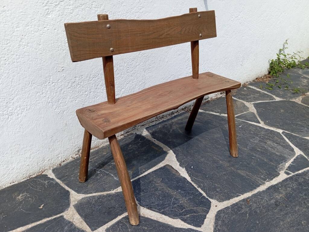 Small brutalist children's bench in elm and oak