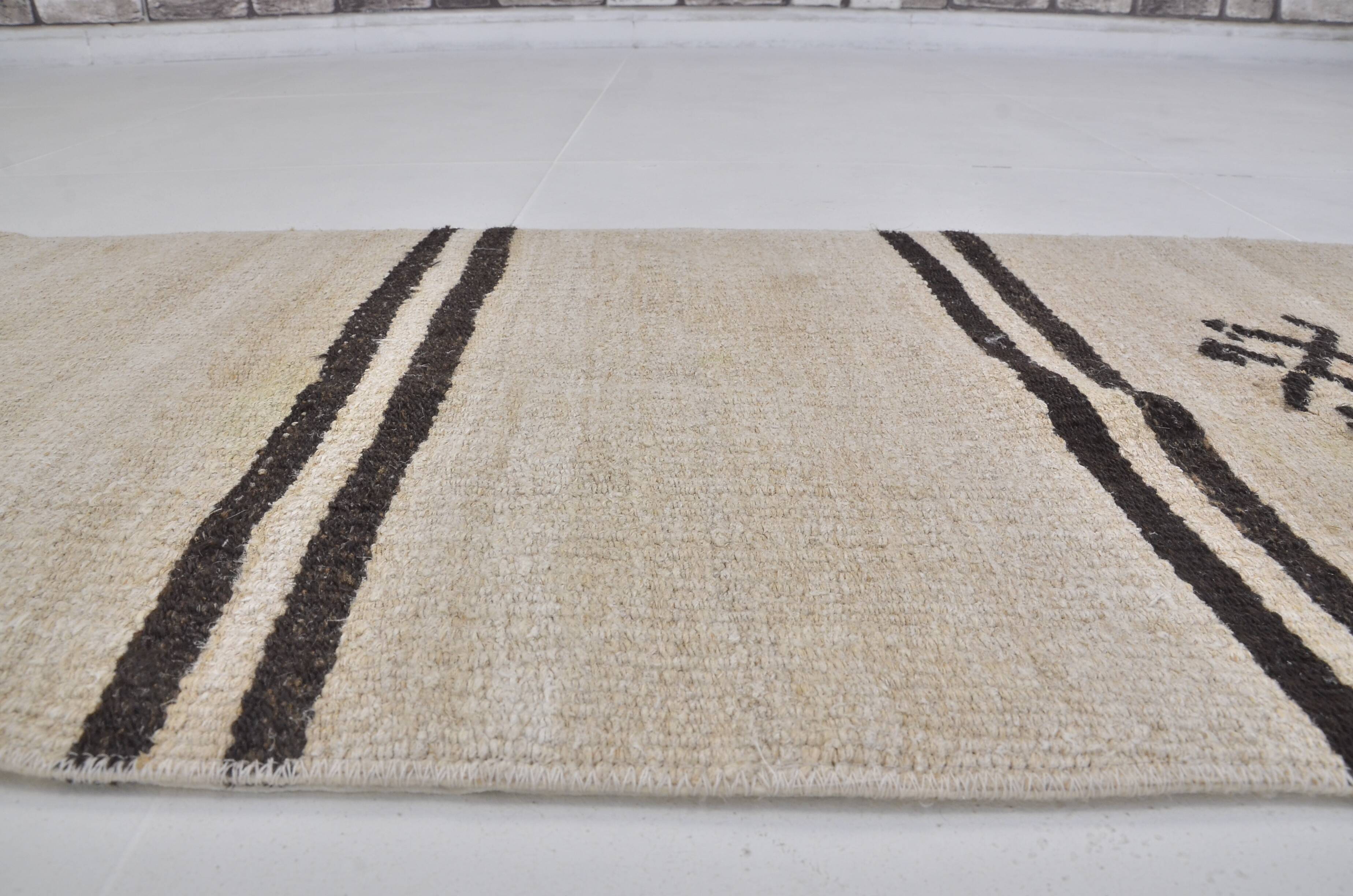 Tapis vintage en chanvre fait main