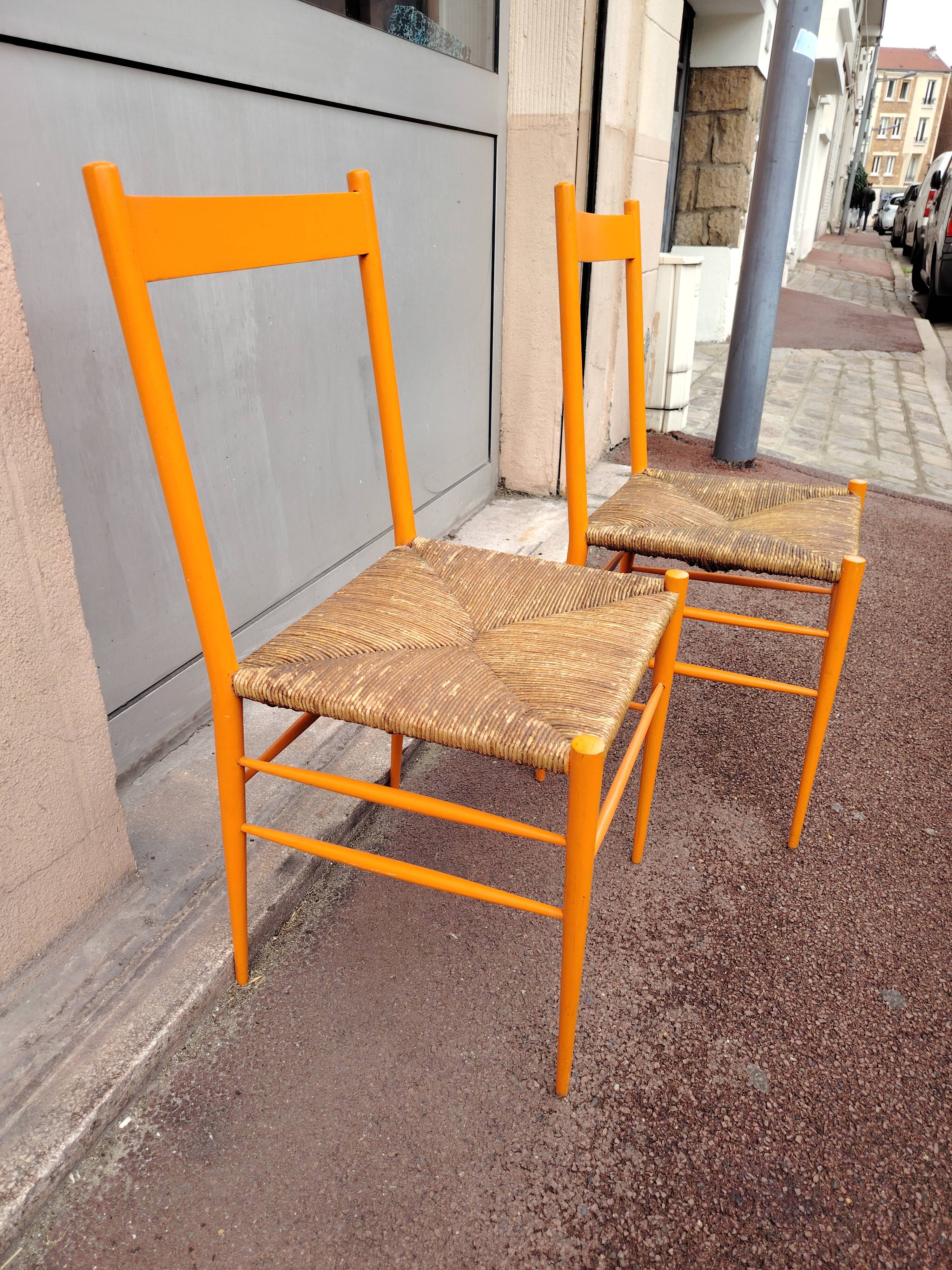 Pair of chairs from the 50s and 60s
