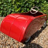 Pedal car