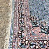 Oriental carpet wool