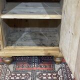 English jam maker furniture of the nineteenth century in fir