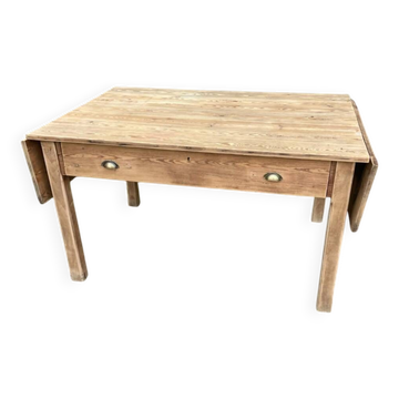 Table ancienne en pin massif – esprit table de ferme au style rustique