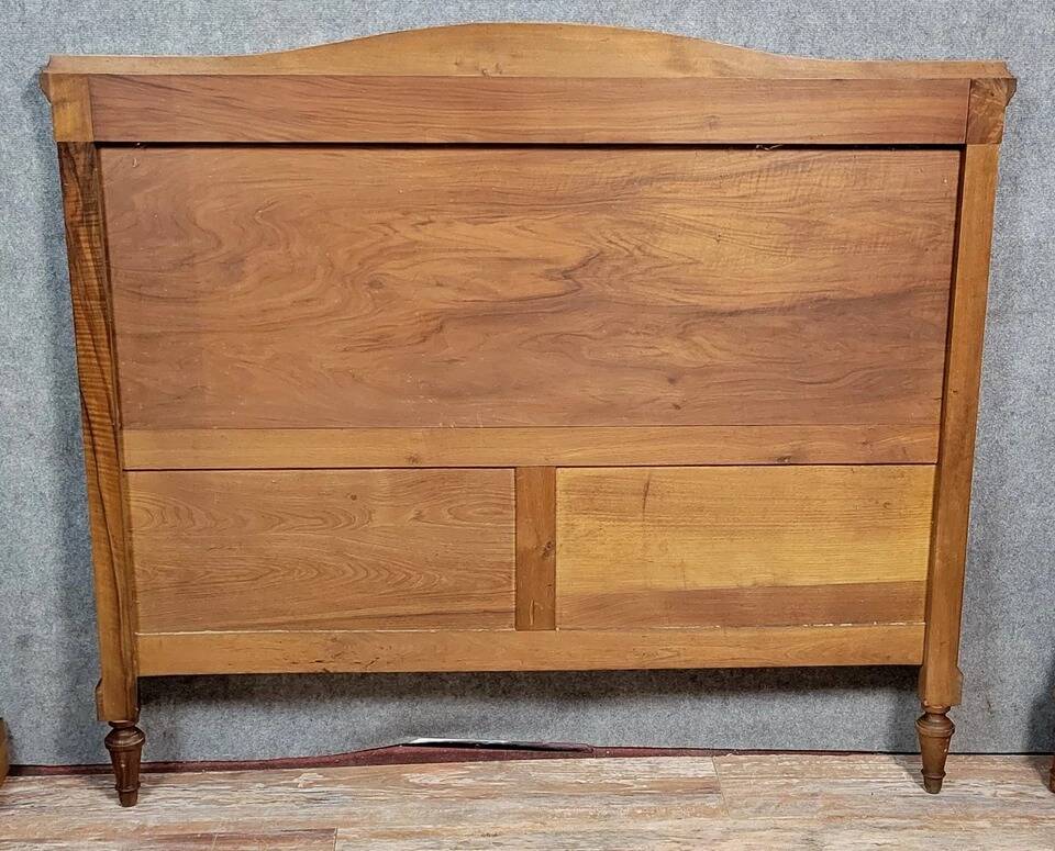 Art Deco period centre bed in marquetry circa 1930-1940