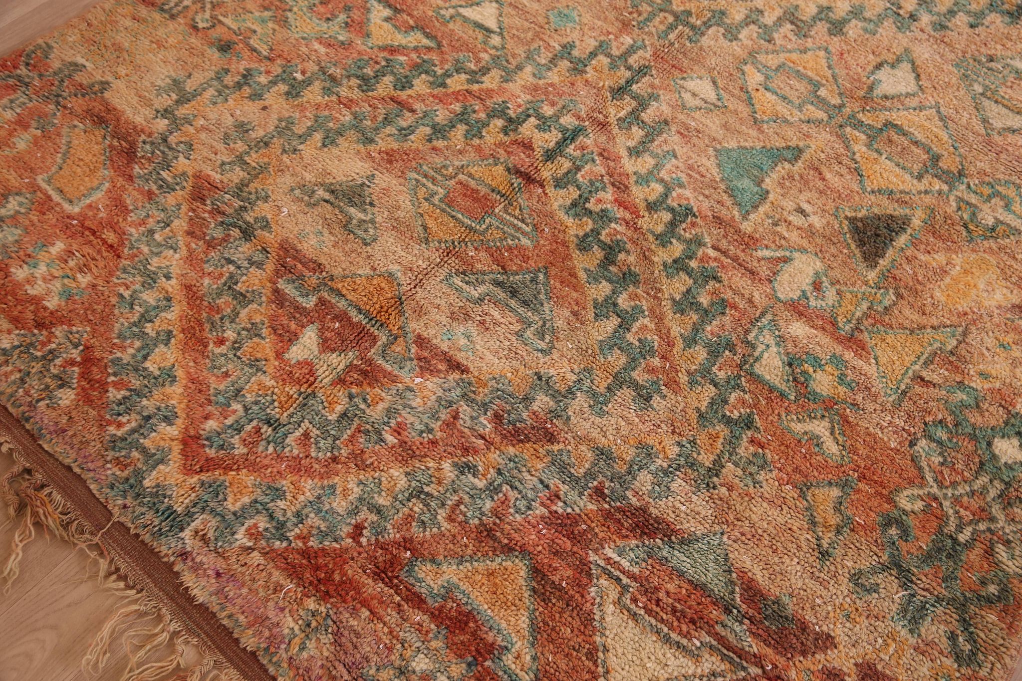 Peach Vintage Moroccan Rug 173 x 383 cm, Berber Wool Rug, Handmade Boho Rug