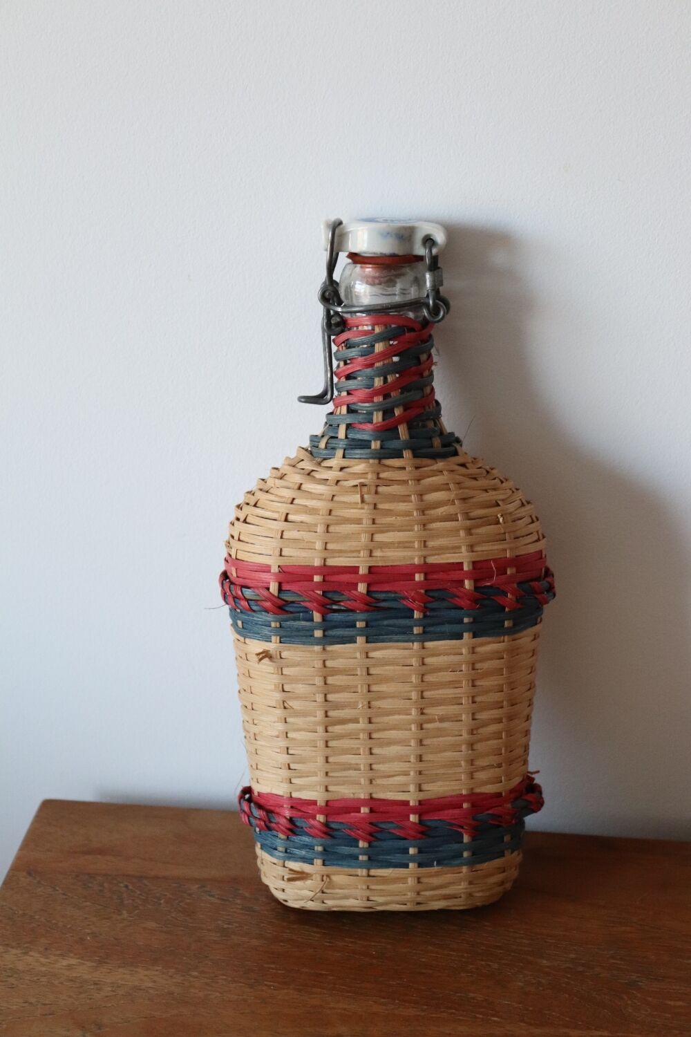Heavy water wicker bottle