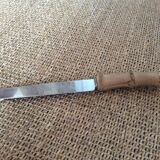 Bamboo bread knife