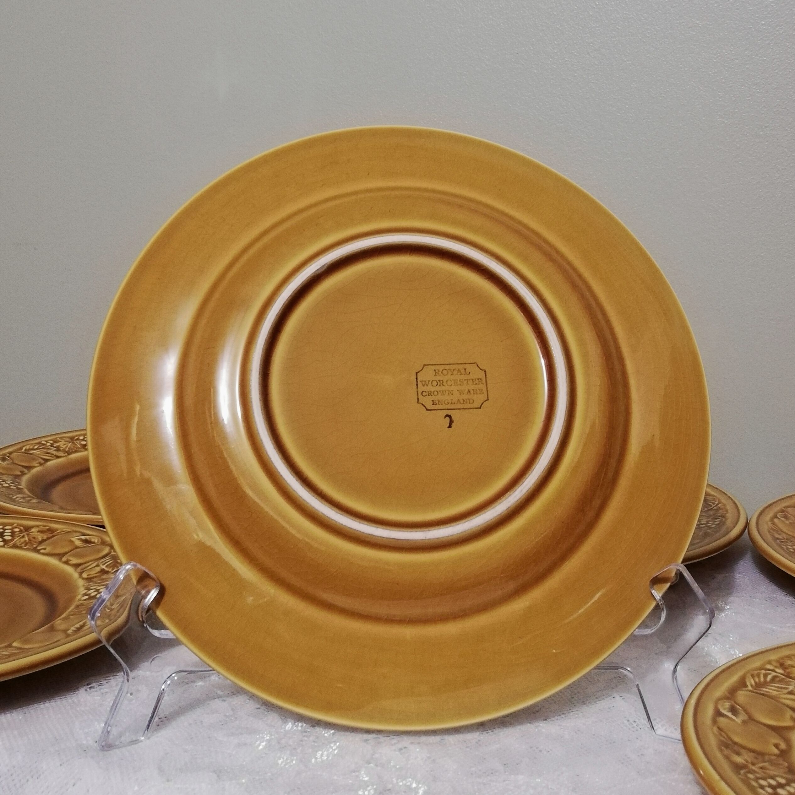 6 assiettes à dessert anglaises Royal Worcester