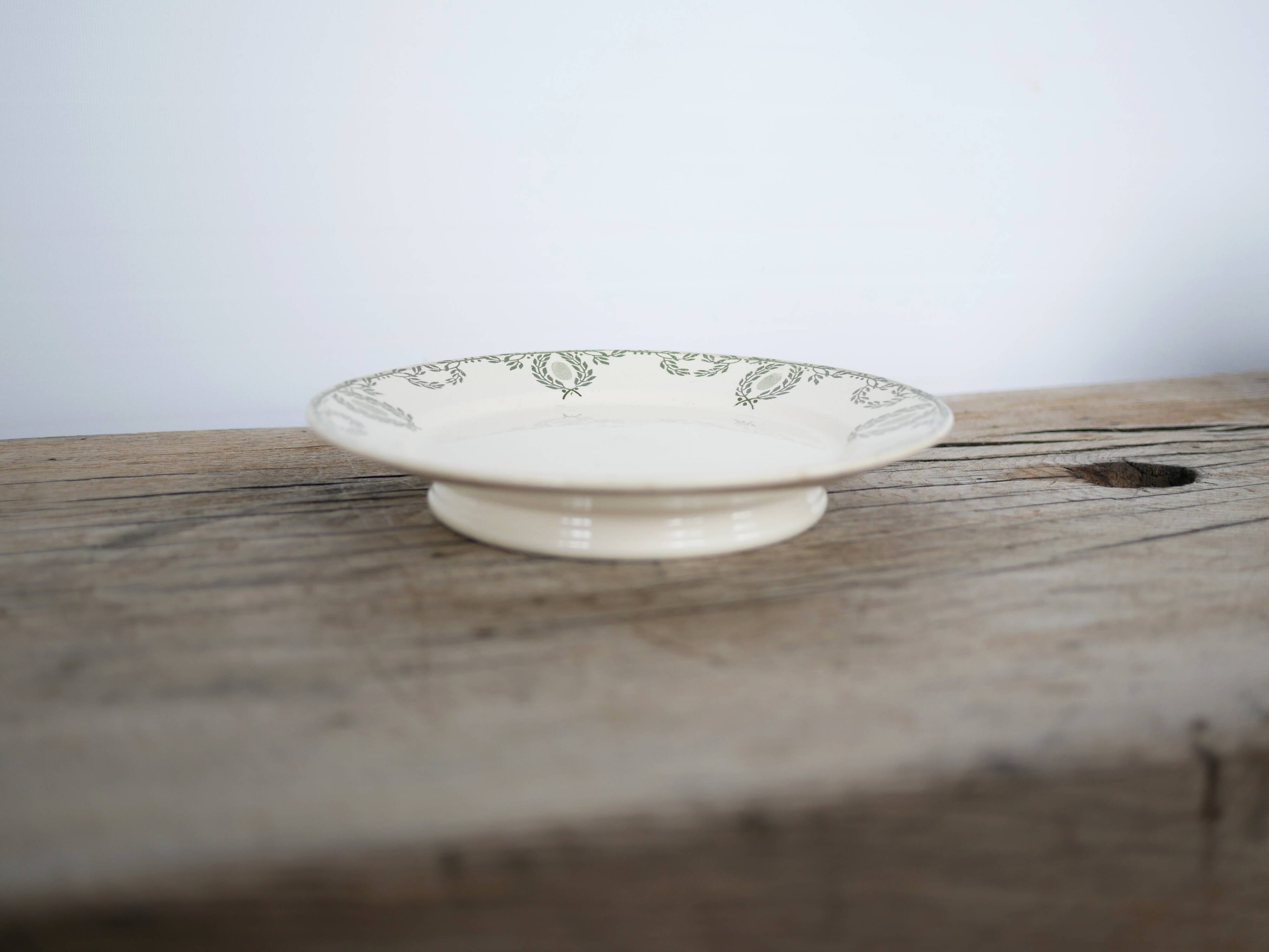 Cake dish on foot, old compotier by the Sarreguemines factory, France