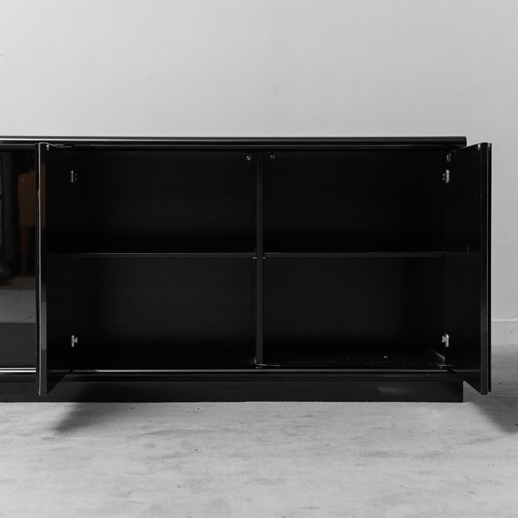 Enfilade en bois noir brillant cidue