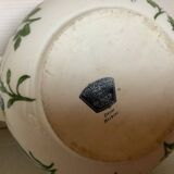 Paire de cassolettes avec couvercles en porcelaine de Paris