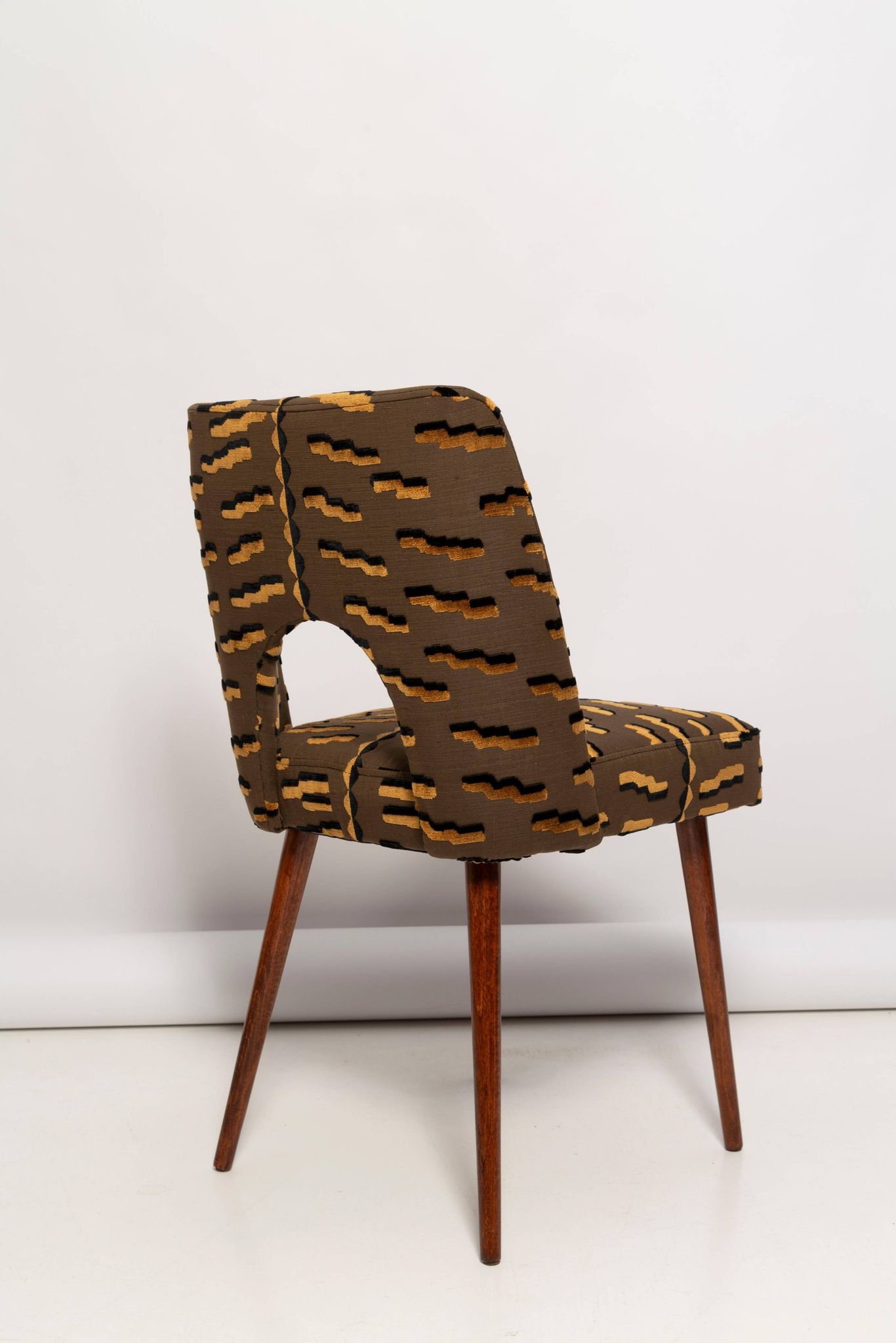 Shell chair type 1020 in jacquard velvet with tiger pattern, Europe, 1960s