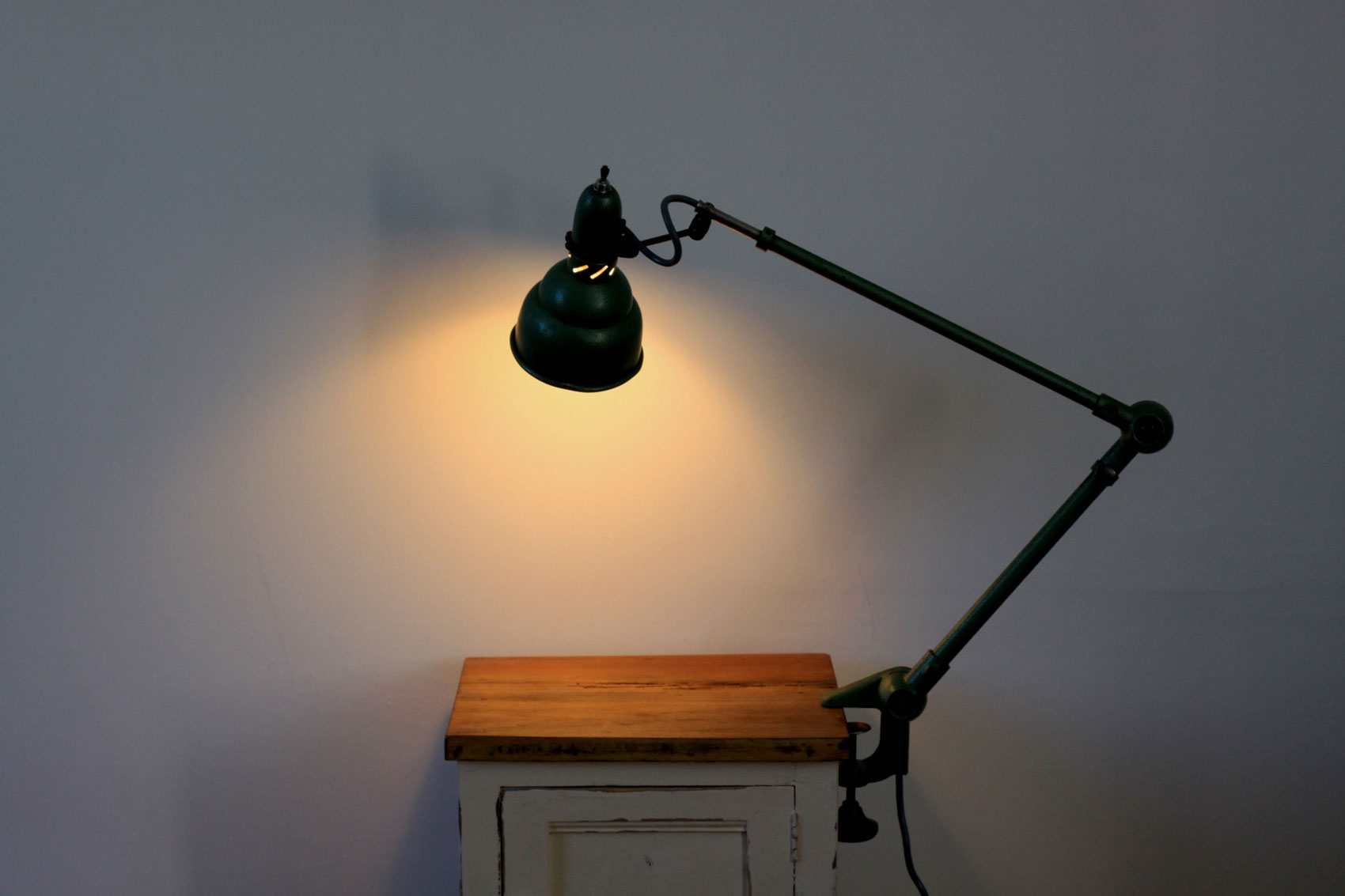 Lumina articulated lamp