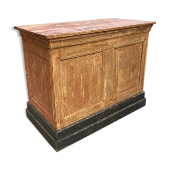 Small counter early 20th century