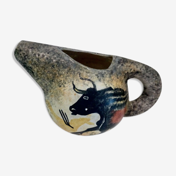 J.R. Sarlat rock pattern pitcher