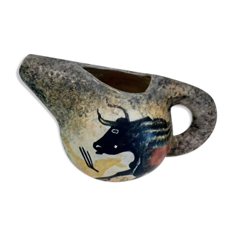 J.R. Sarlat rock pattern pitcher
