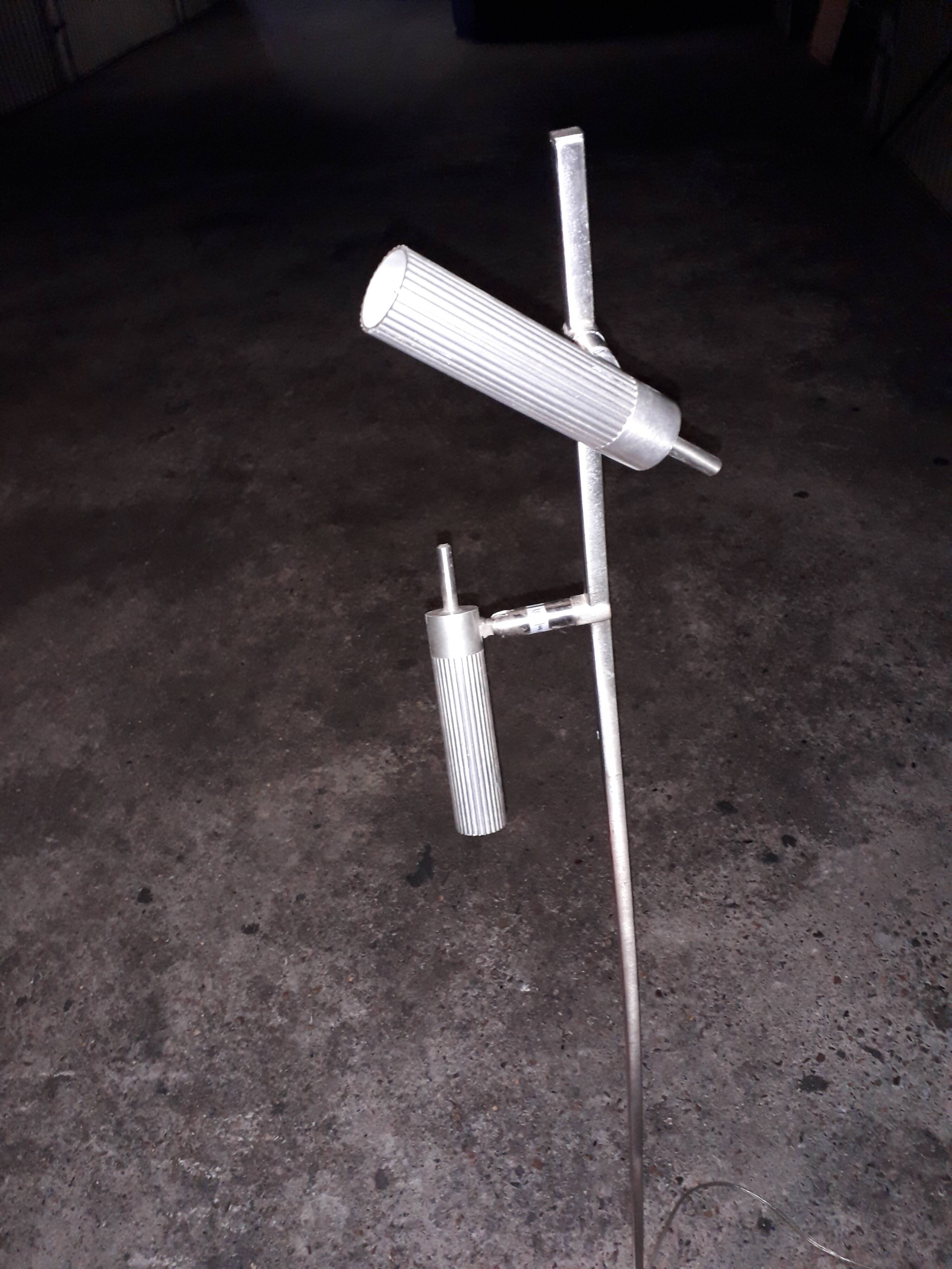 Metal floor lamp with 2 lamps