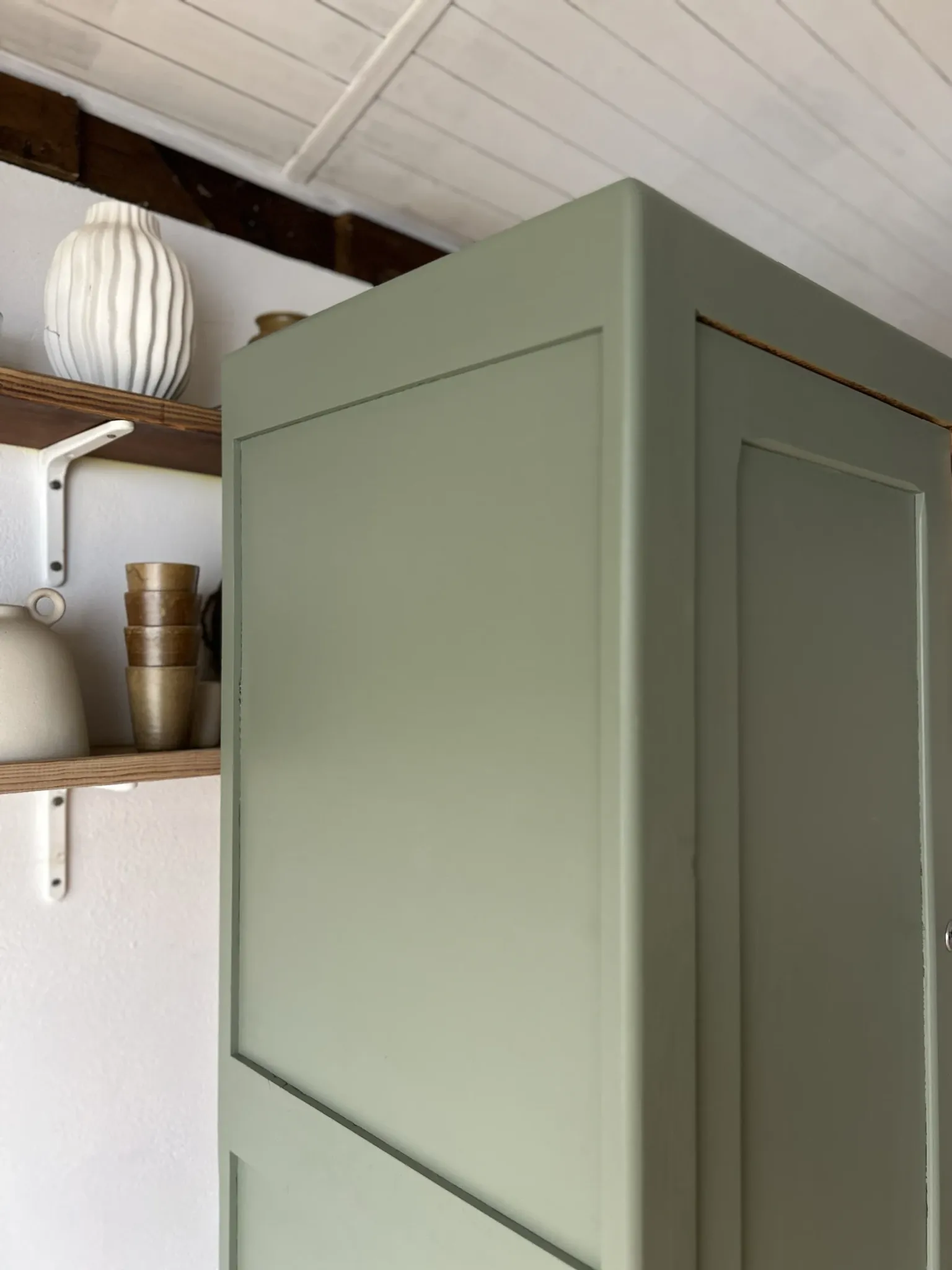 Armoire parisienne 