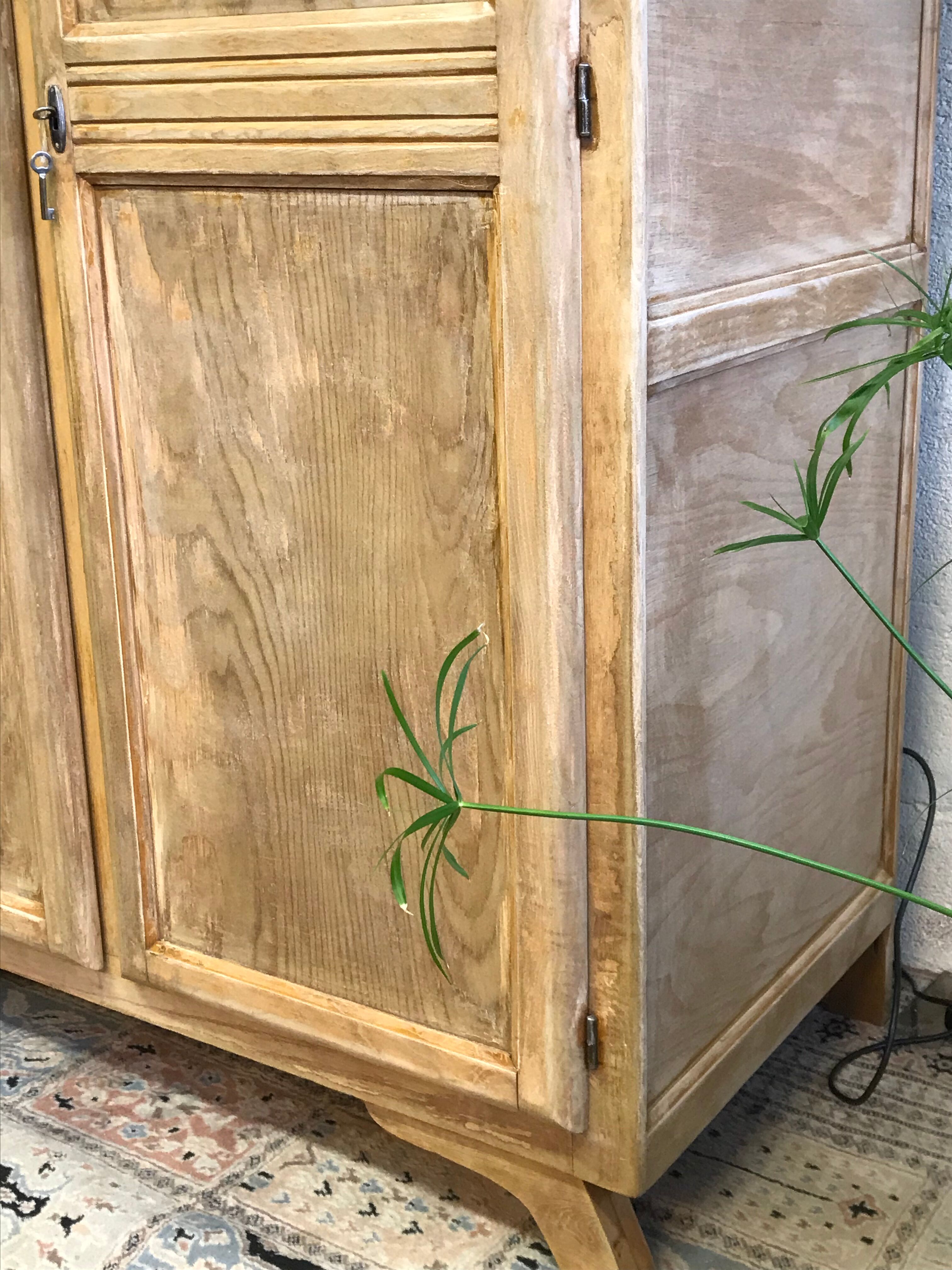 Cabinet 30 years crude wooden double doors