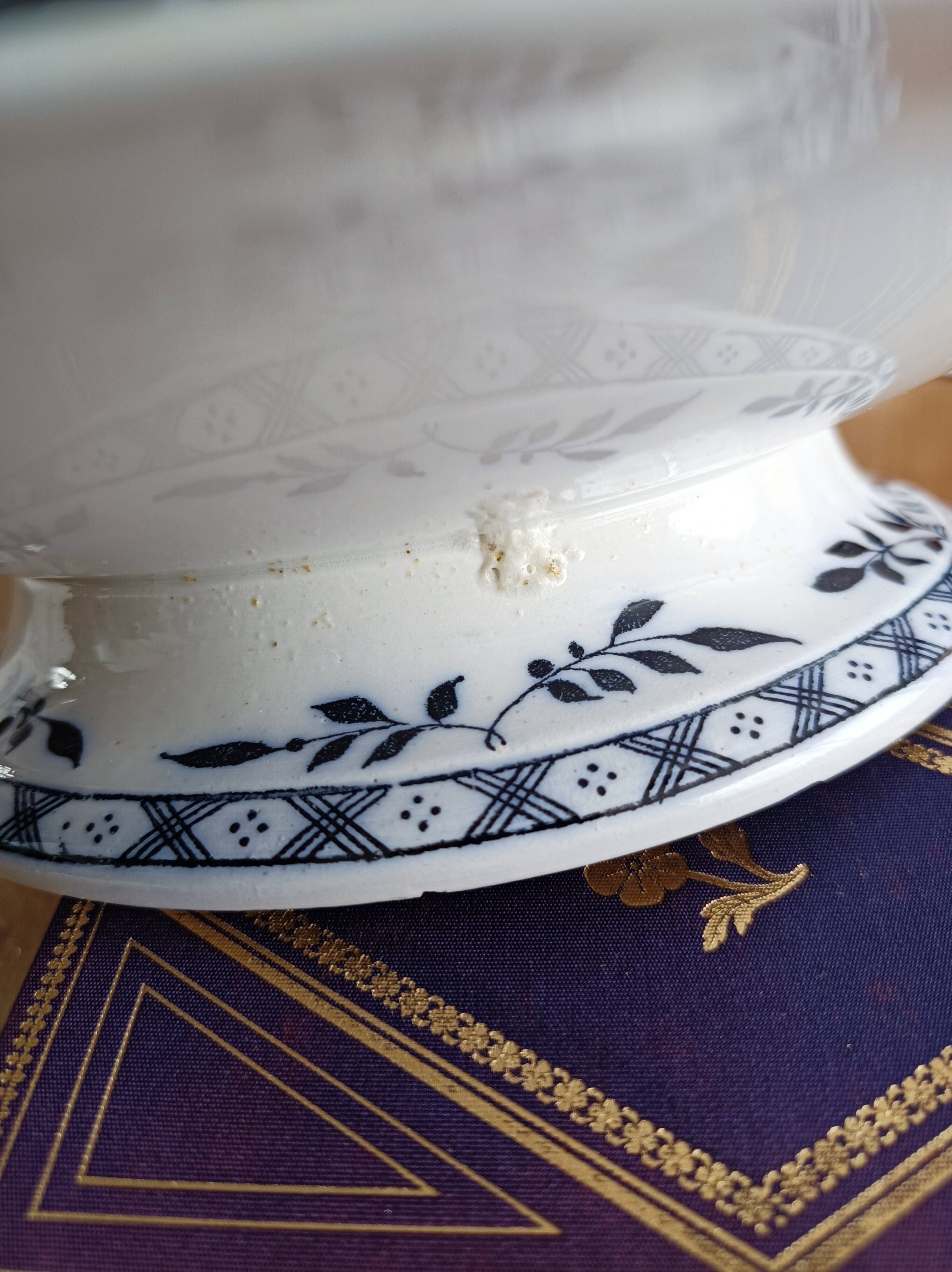 Minton Delft mounted plate