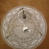 Frosted glass washbasin suspension