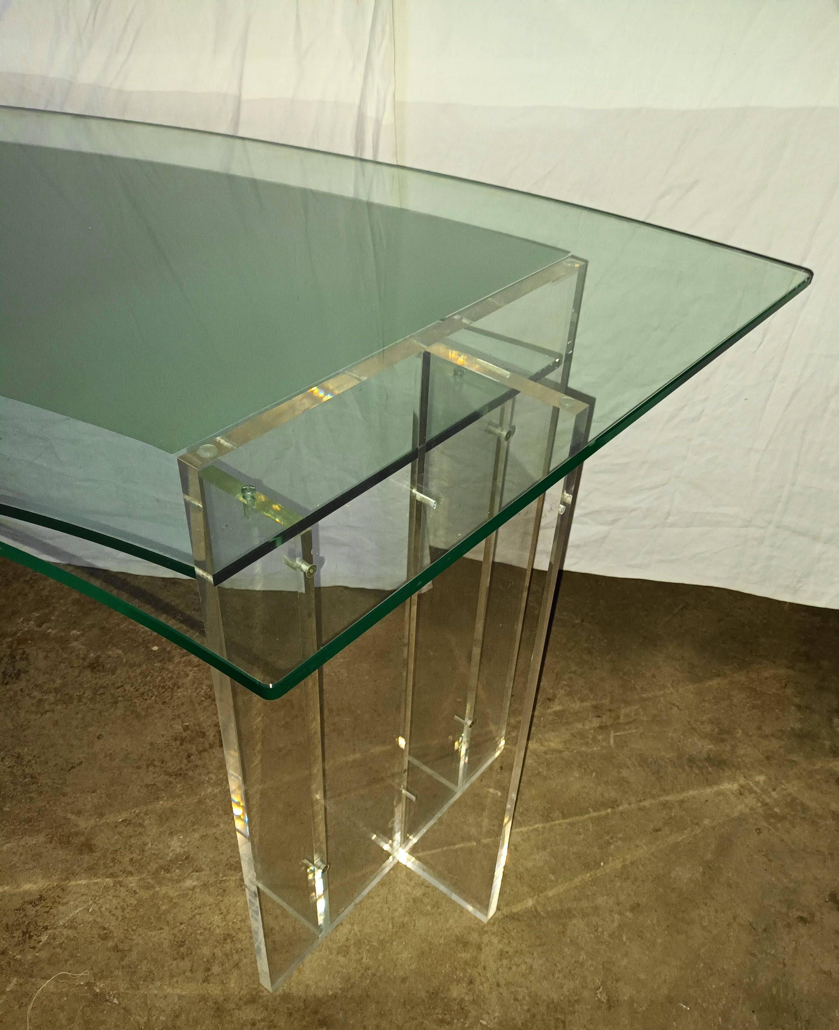 Office of the series "Les Invisibles du Marais" of the 80s