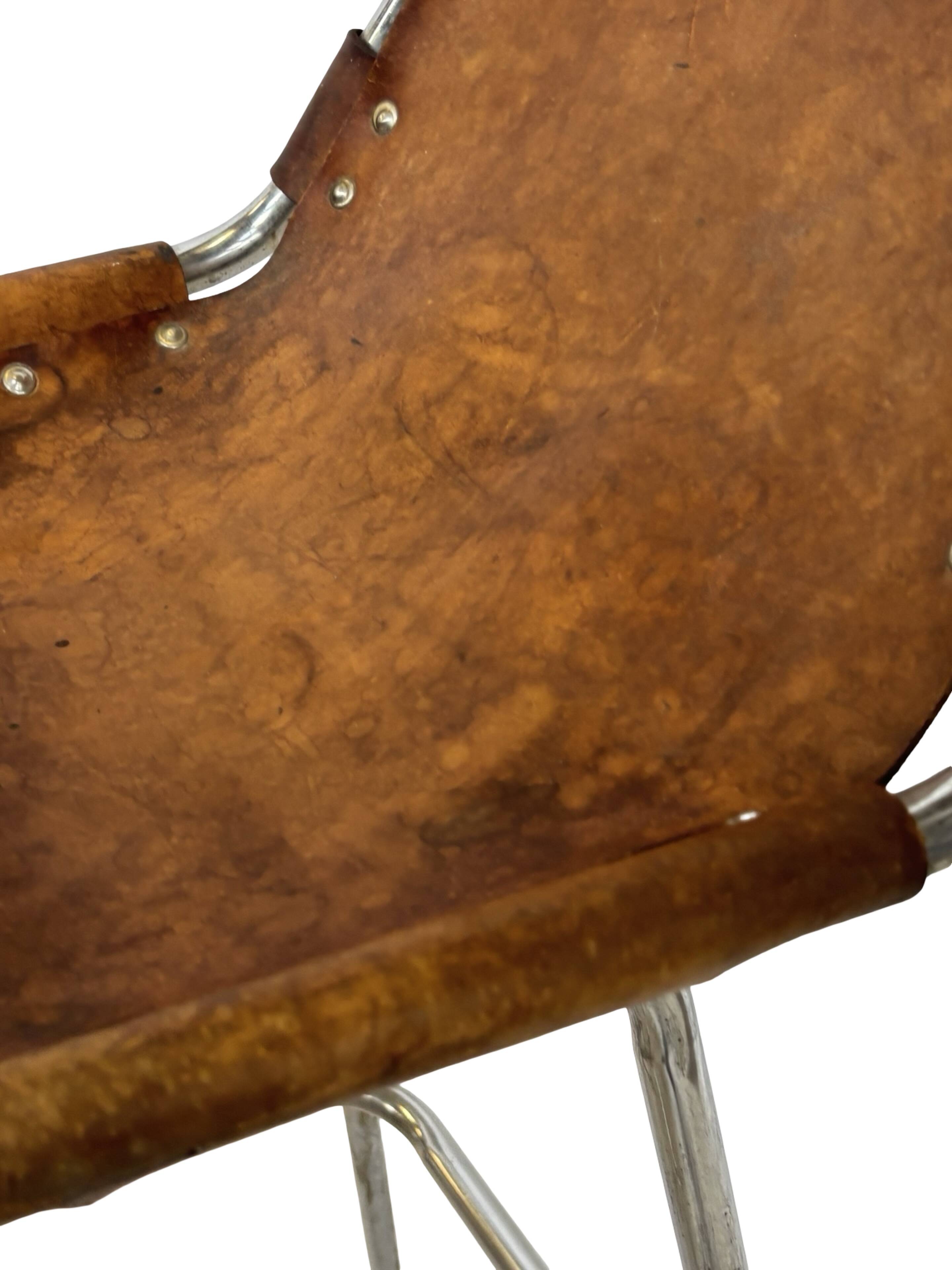 Tabouret de bar vintage Dal Vera sélectionné par Charlotte Perriand design 'Les Arcs'