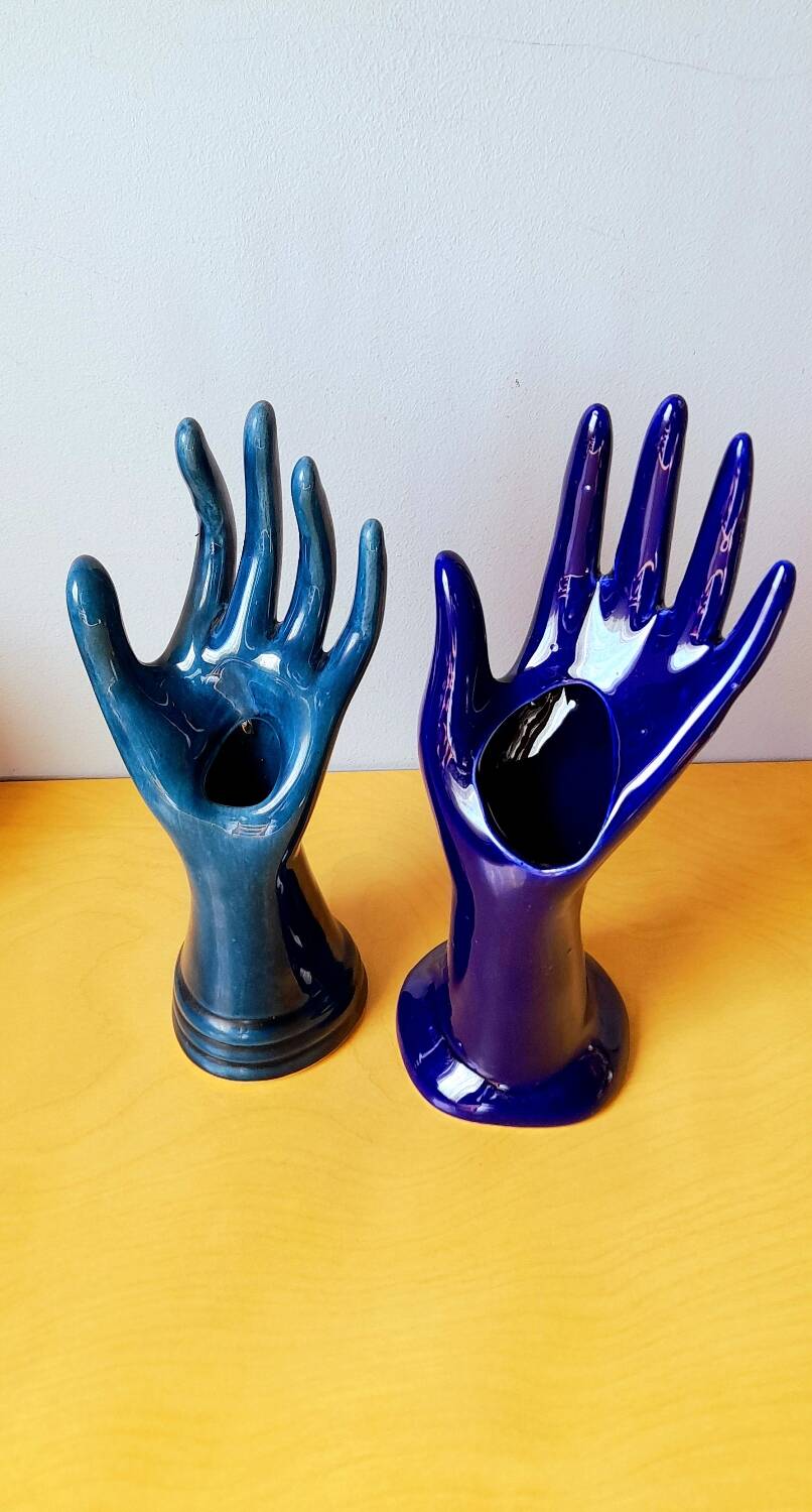 Duo of ceramic hands 1960/70