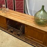 Entrance bench with storage