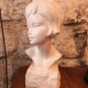 Statue ou buste en plâtre de jeune fille femme