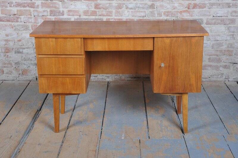 Mid-Century Modern Writing Desk in Walnut, Czech, 1950