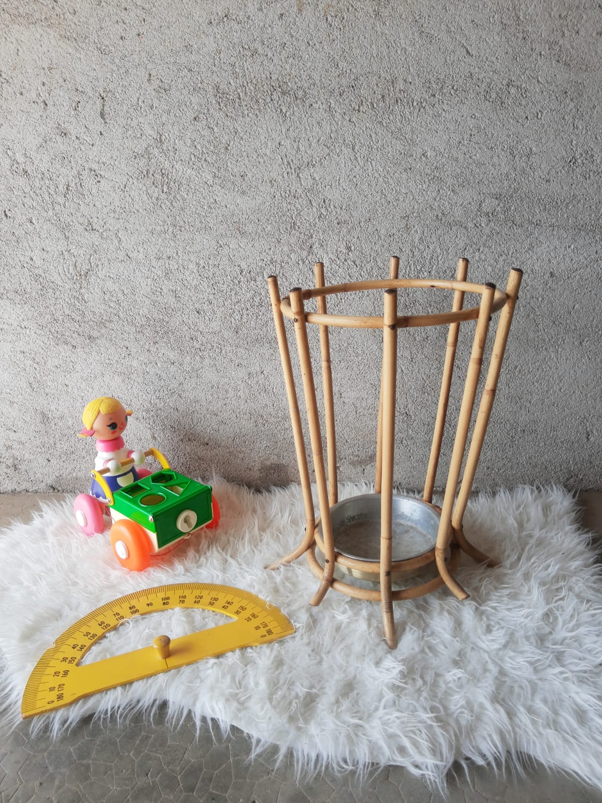 Rattan umbrella stand 60s -70s vintage
