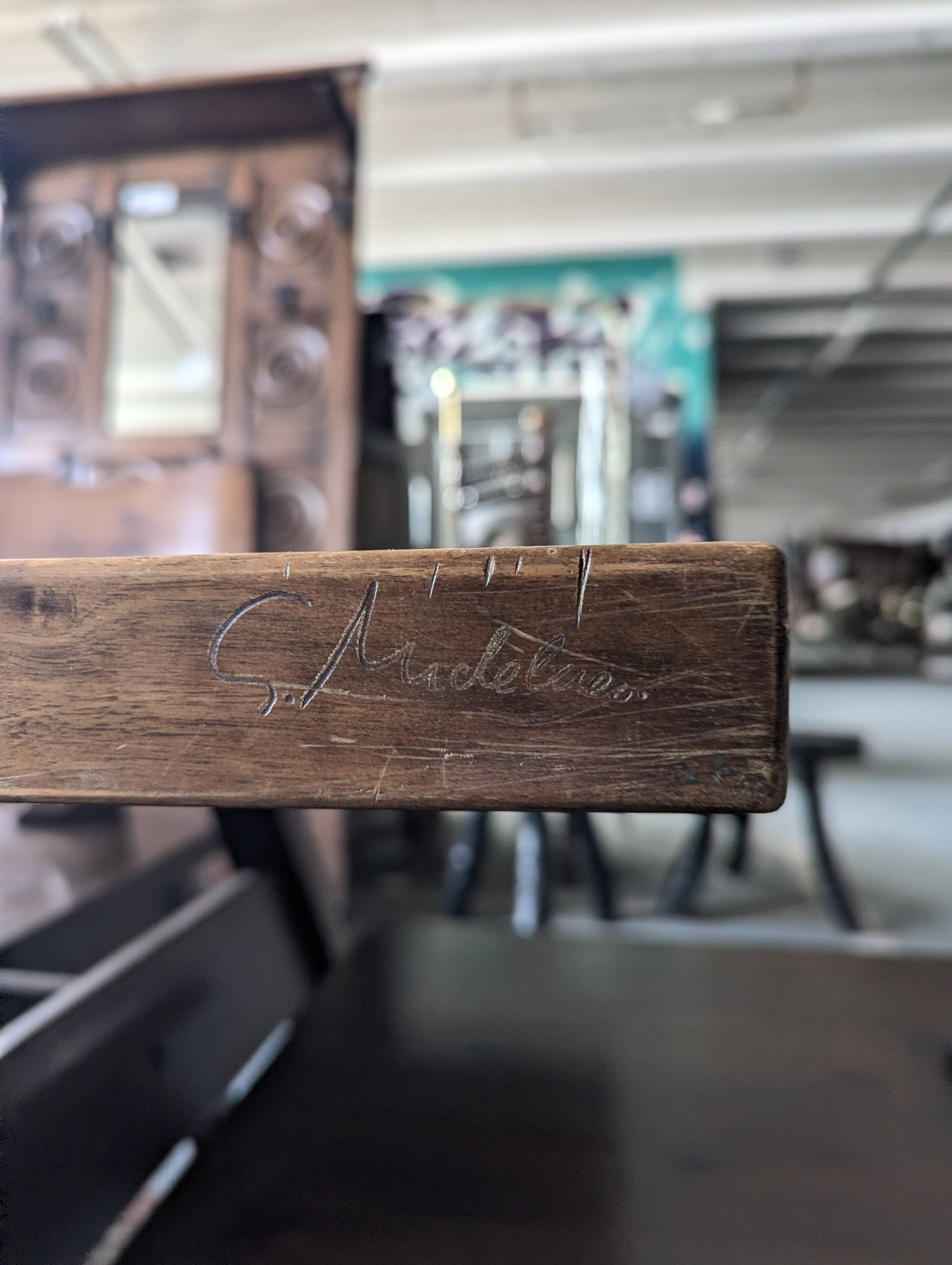 Table Torbecchia in Walnut by Giovanni Michelucci for Poltronova