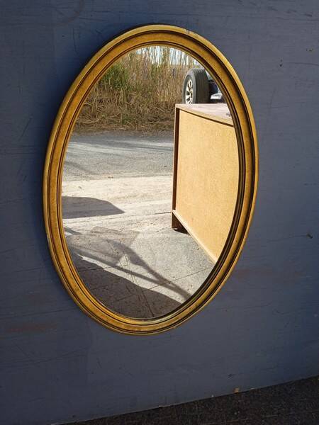 Gilded wood mirror period 1960 oval