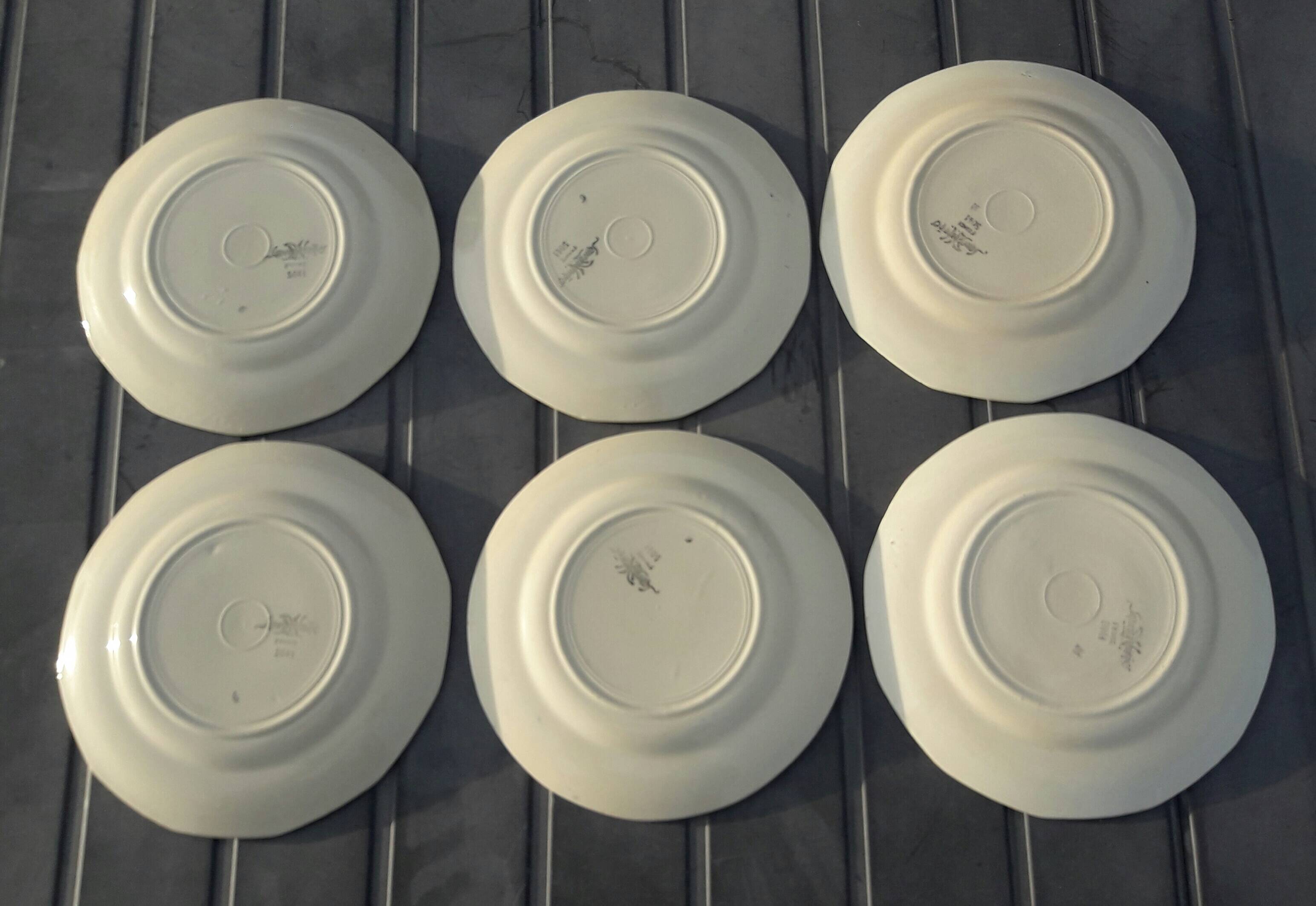 Set of 6 Sarreguemines flat plates model 5041, 60's