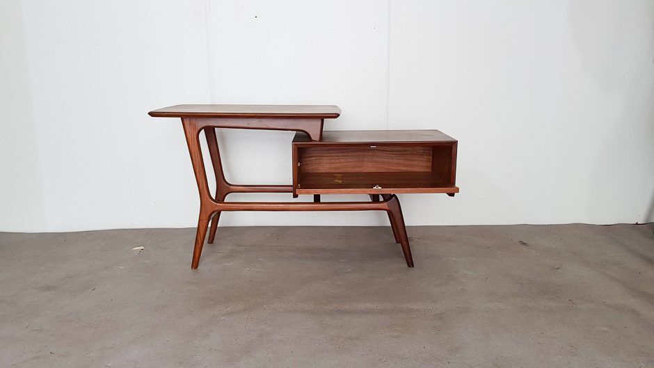 Side table model netty Louis van Teeffelen for modernly 1960