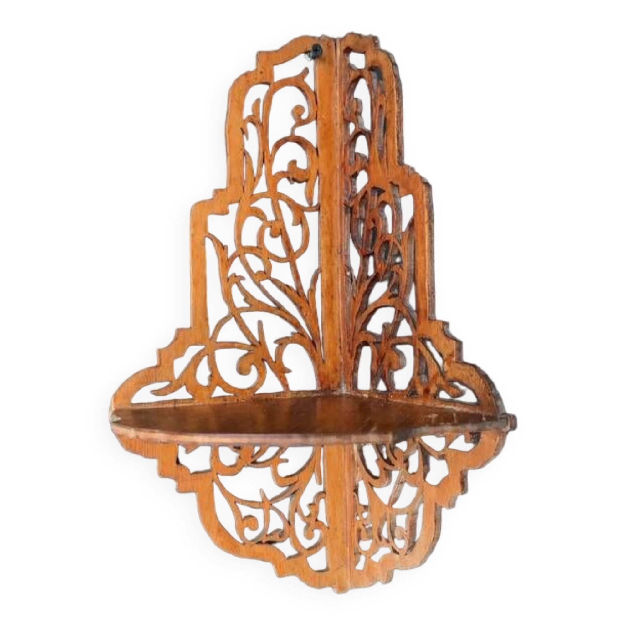 Old wall corner shelf in cut wood from the 1900s