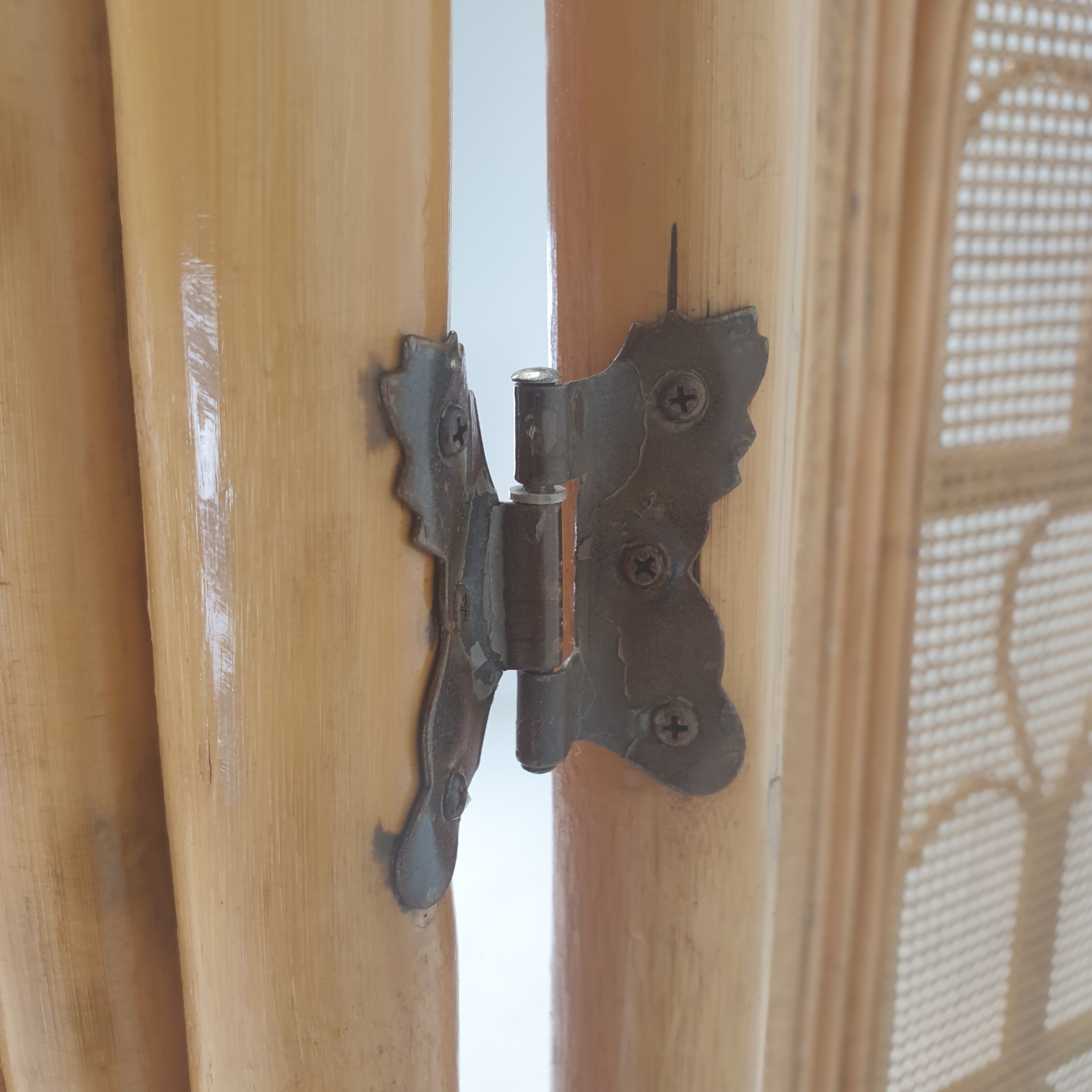 Italian rattan and wicker room divider 1960s