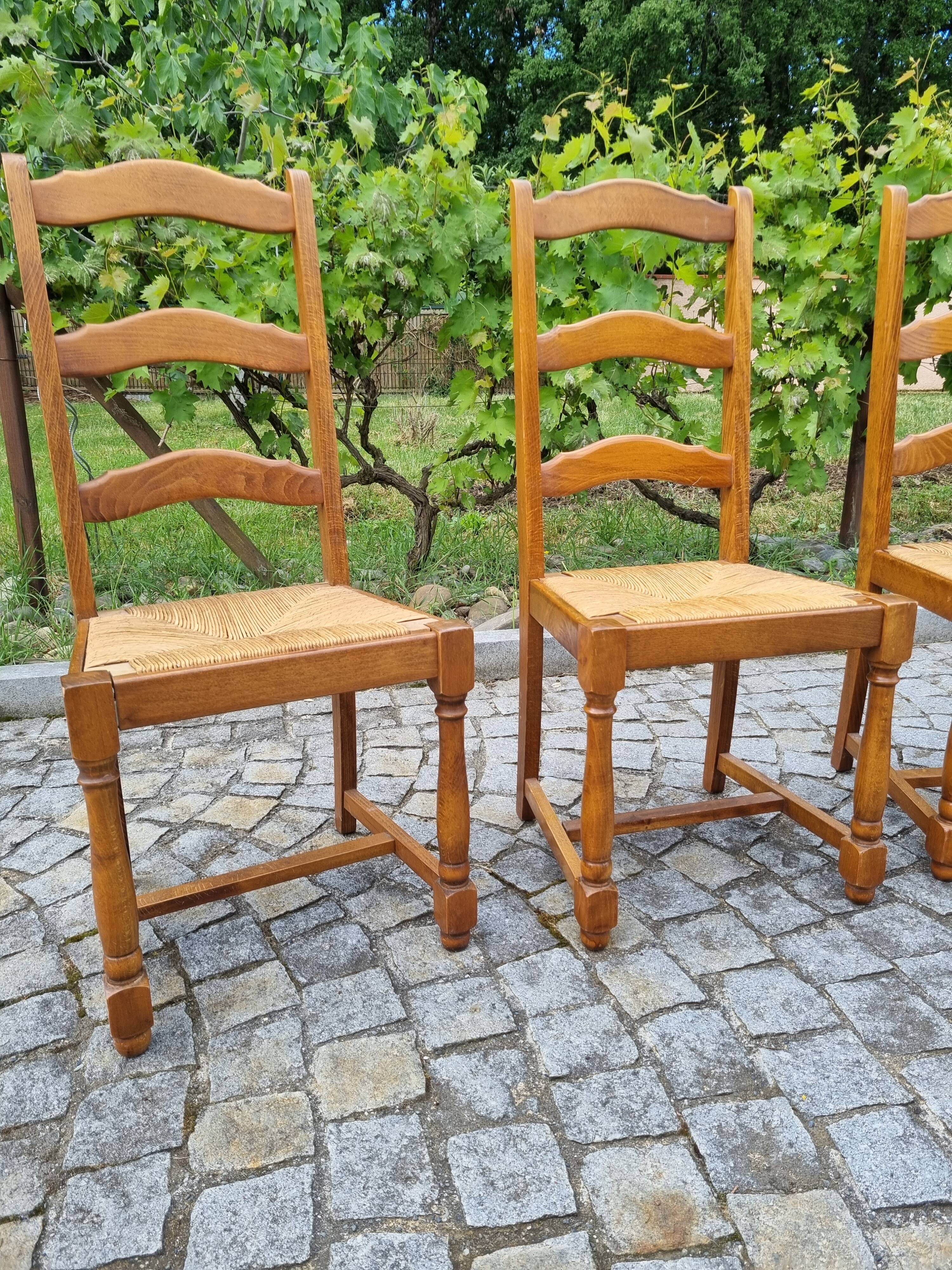 Rush chair