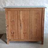 Green art-deco buffet