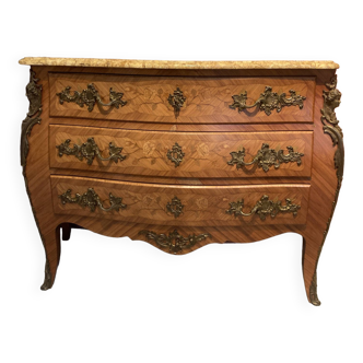 Louis XV style curved chest of drawers