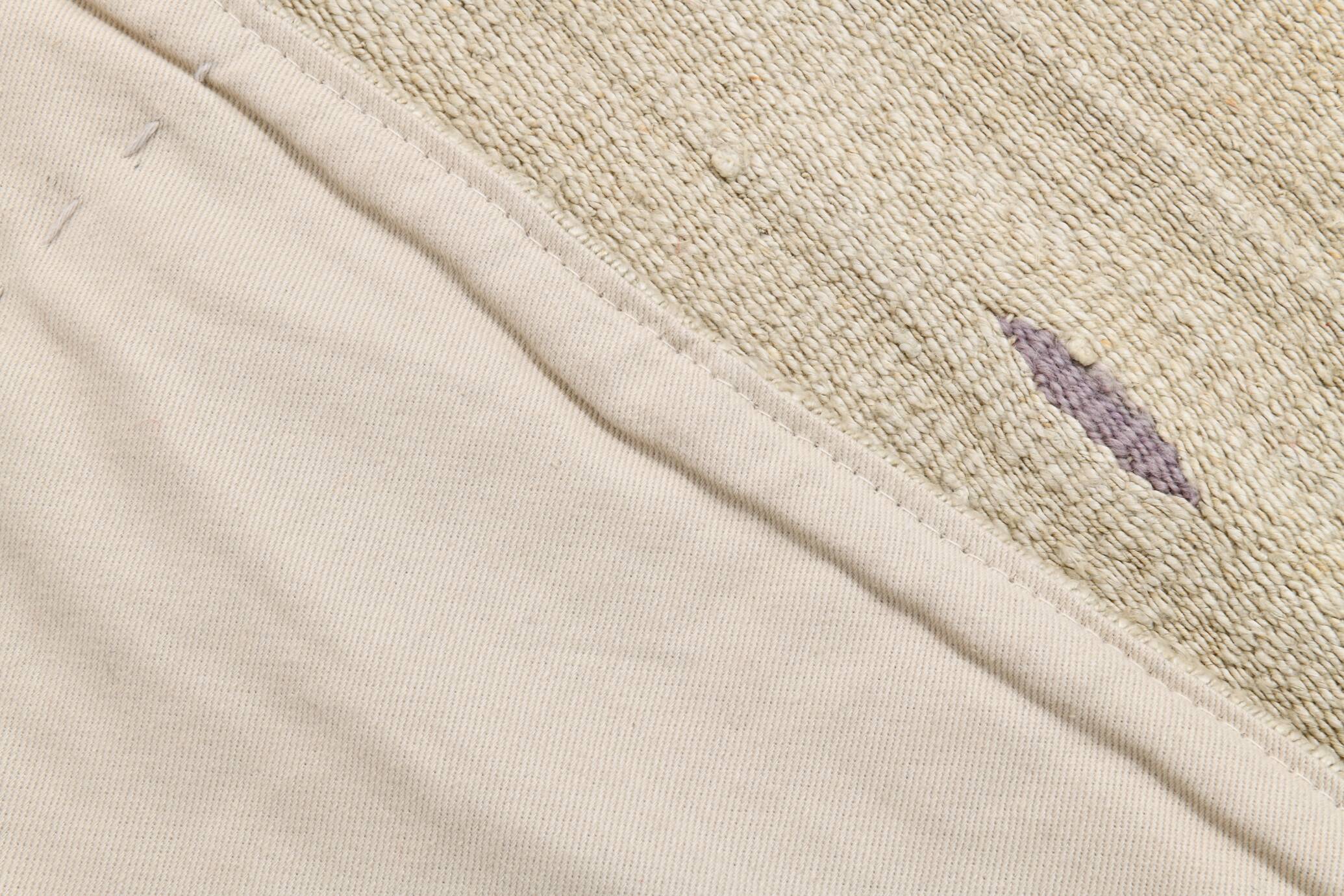 Tapis Kilim Minimaliste Beige Naturel à Motifs Ethniques, 164x225 Cm