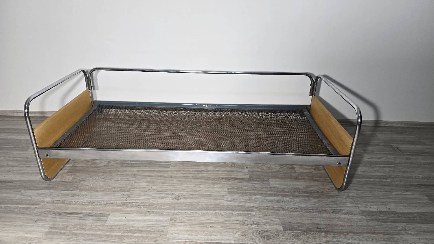 Bauhaus Chrome Sofa by Robert Slezak for Slezak Factories, 1930s