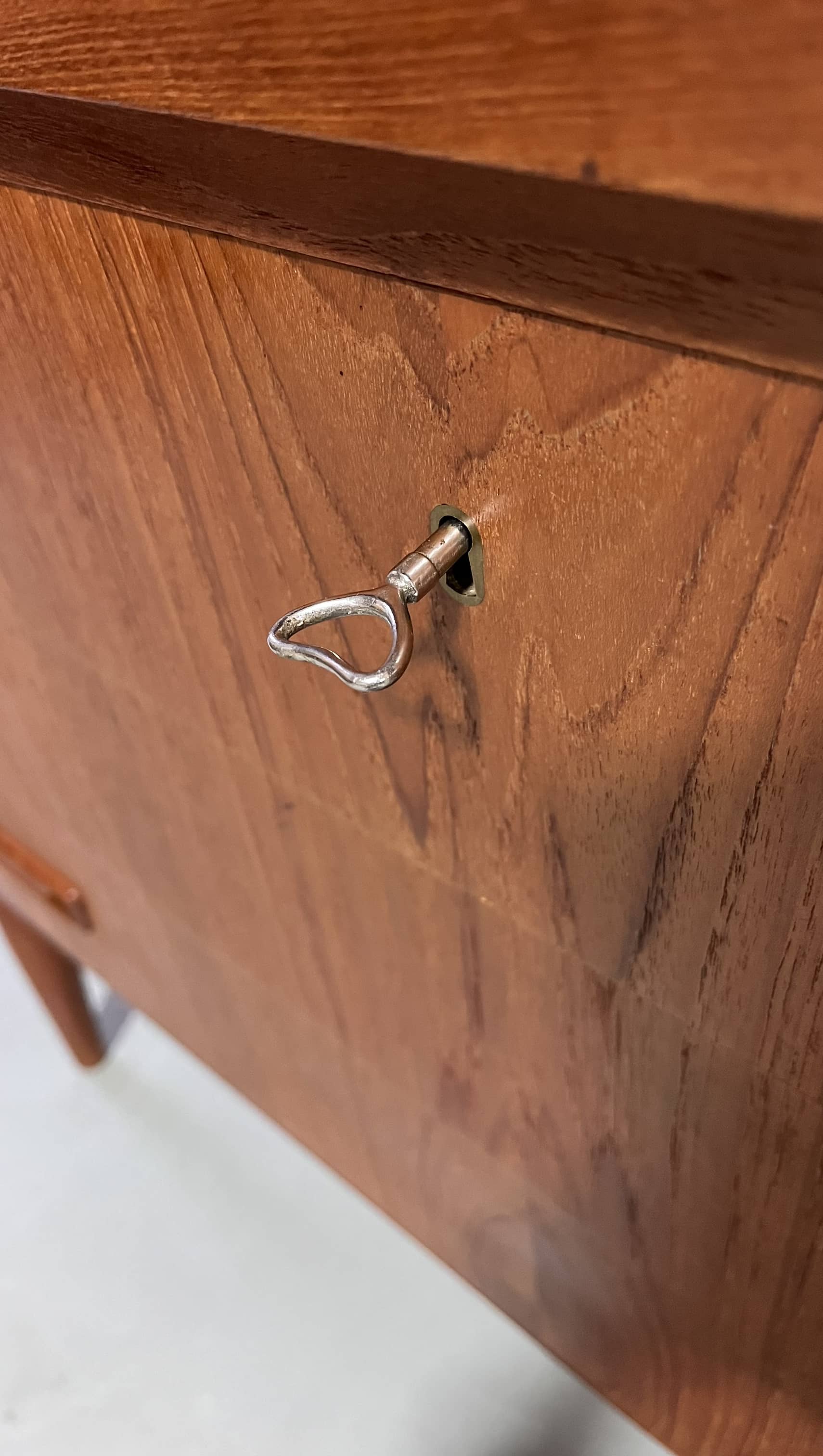 Commode danoise en teck