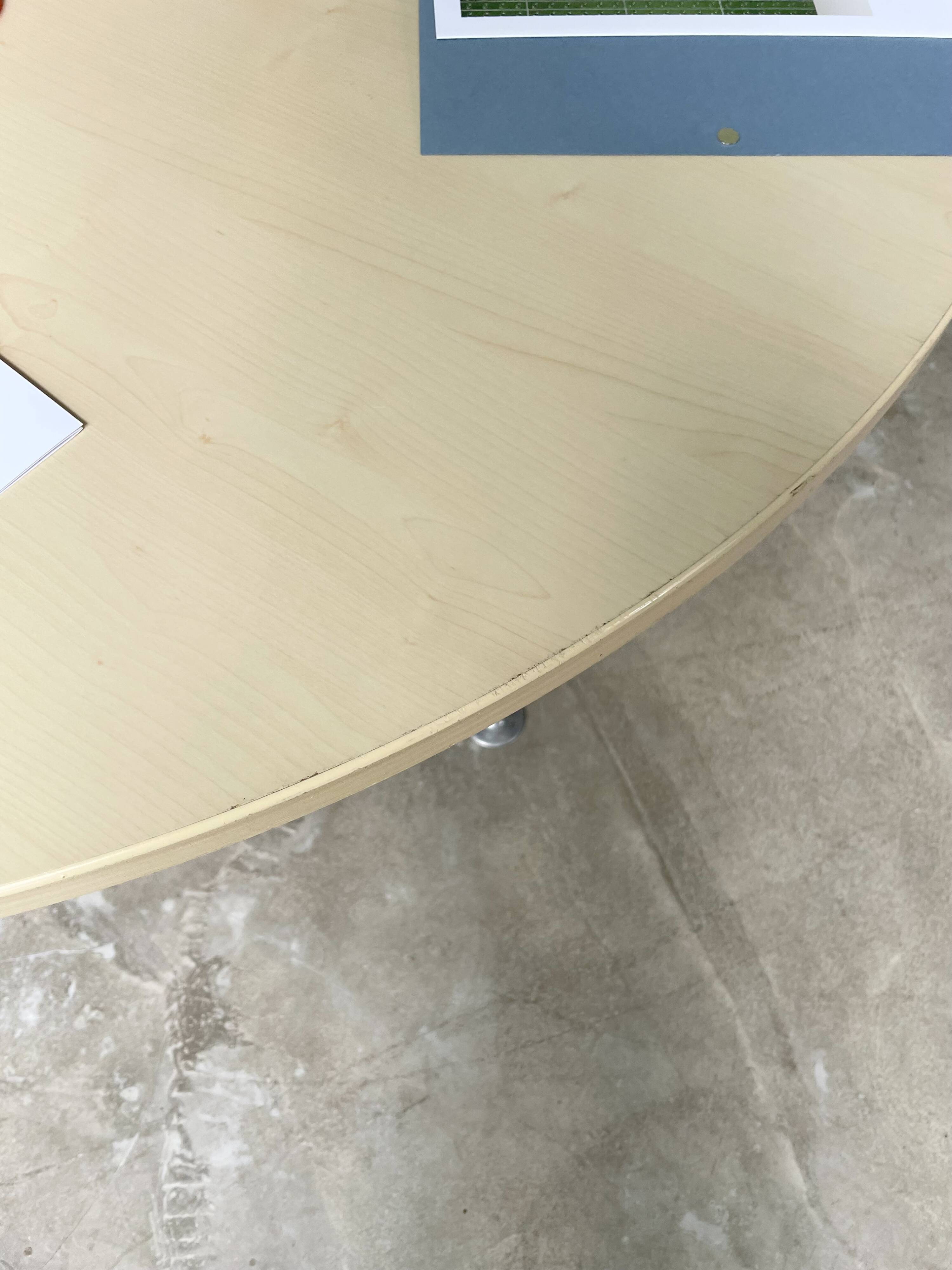 Tecno Nomos Round Table Brushed Metal