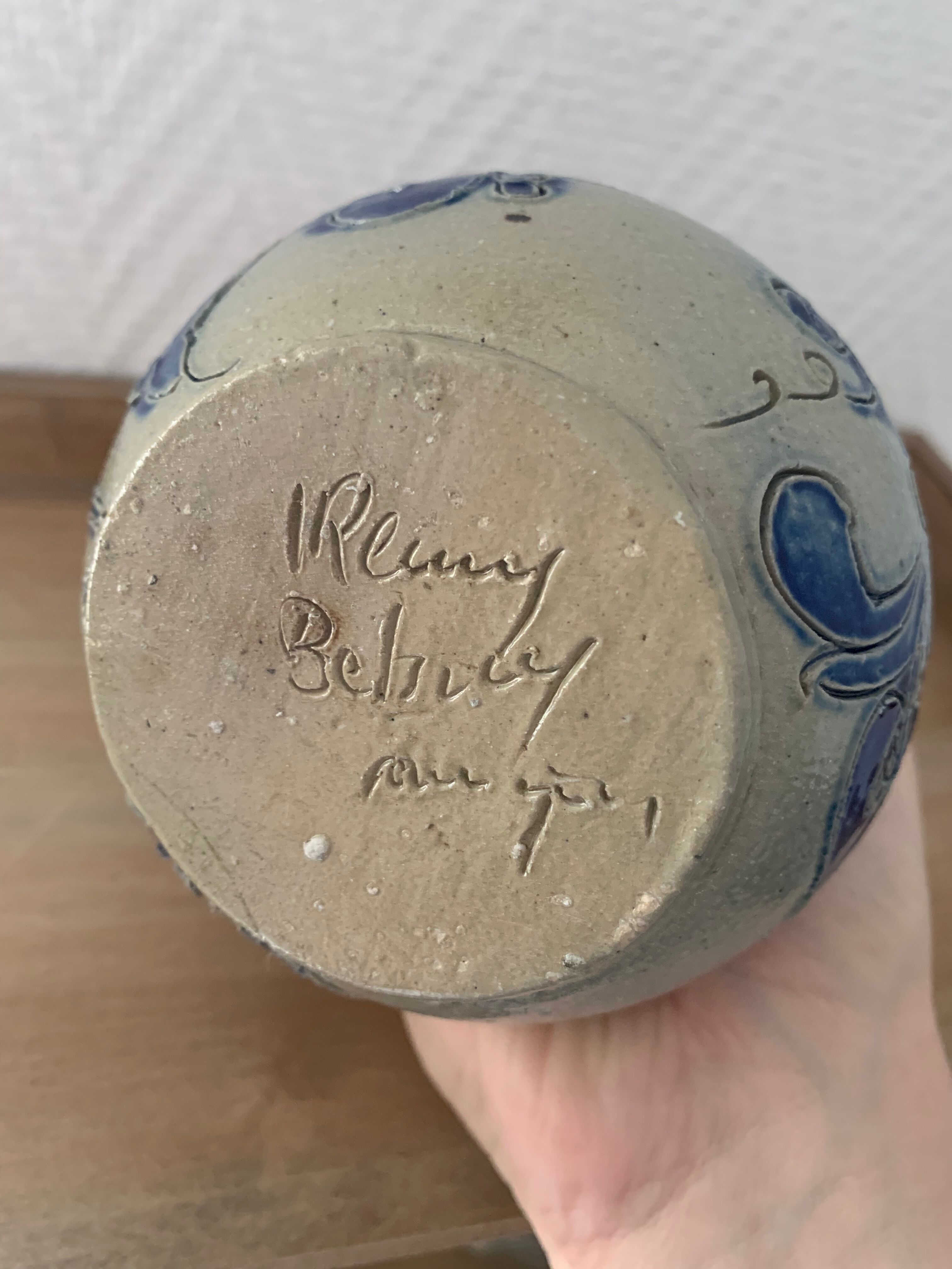 Betschdorf stoneware vase